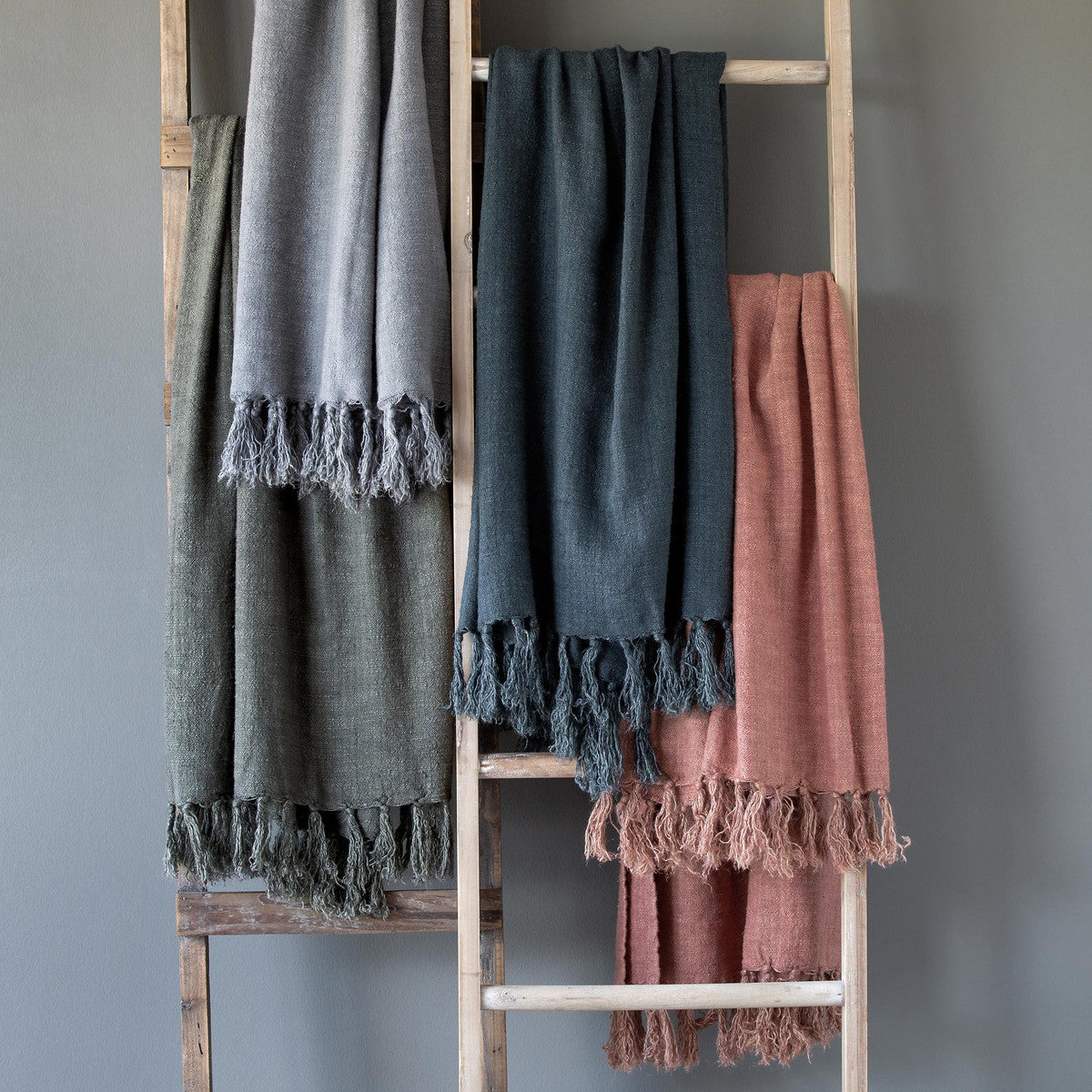 Washed Linen Throw, Faded Coral