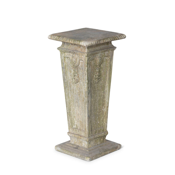 Courtyard Garden Pedestal, 24"